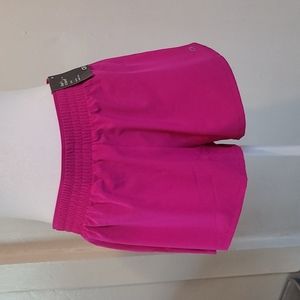 36. GAP - GapFit G sprint Pink Mid Rise Shorts